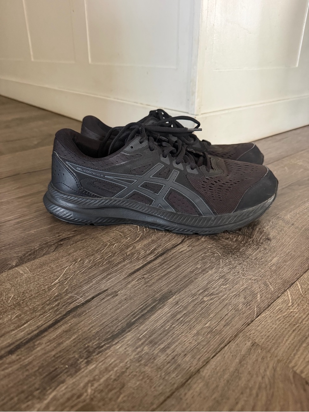 ASICS Men's Gel-Contend 8 Black Athletic Running Shoes size 9 men’s
